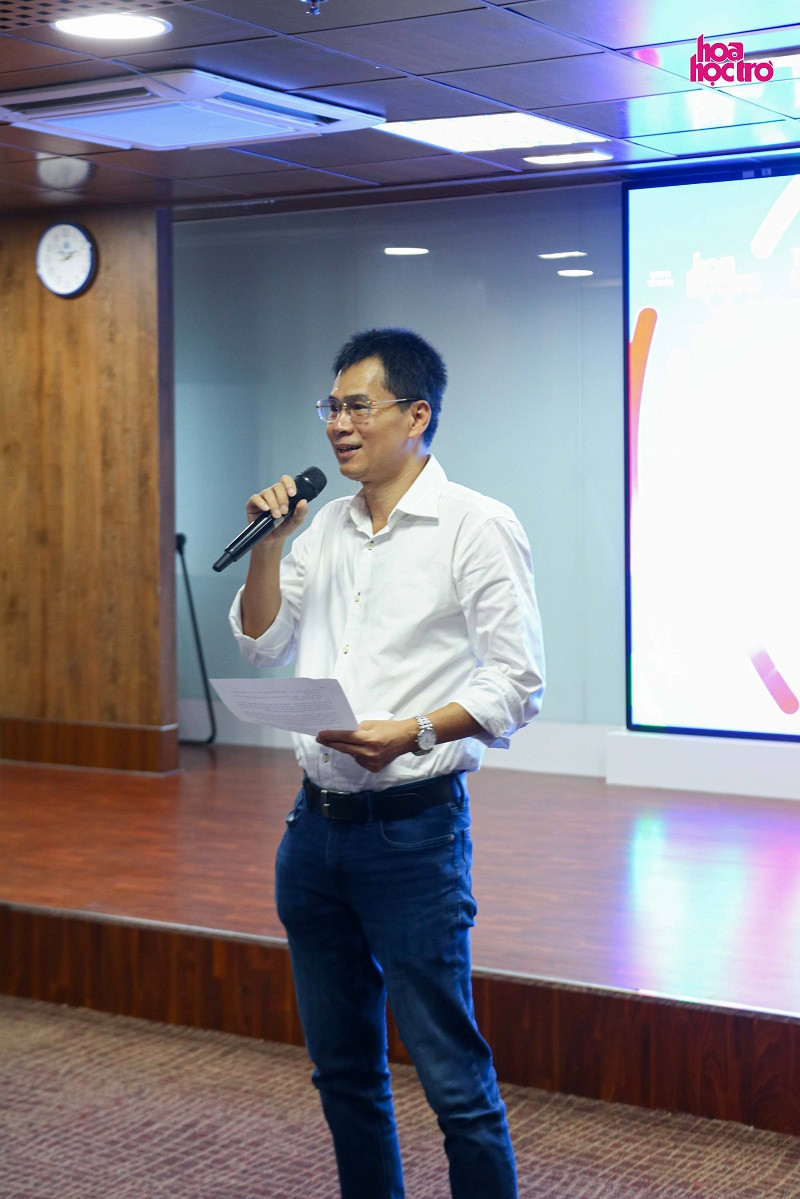 Anh Lý Thành Tâm - Trưởng ban đại diện báo Tiền Phong tại TP.HCM. Anh Lý Thành Tâm - Trưởng ban đại diện báo Tiền Phong tại TP.HCM.