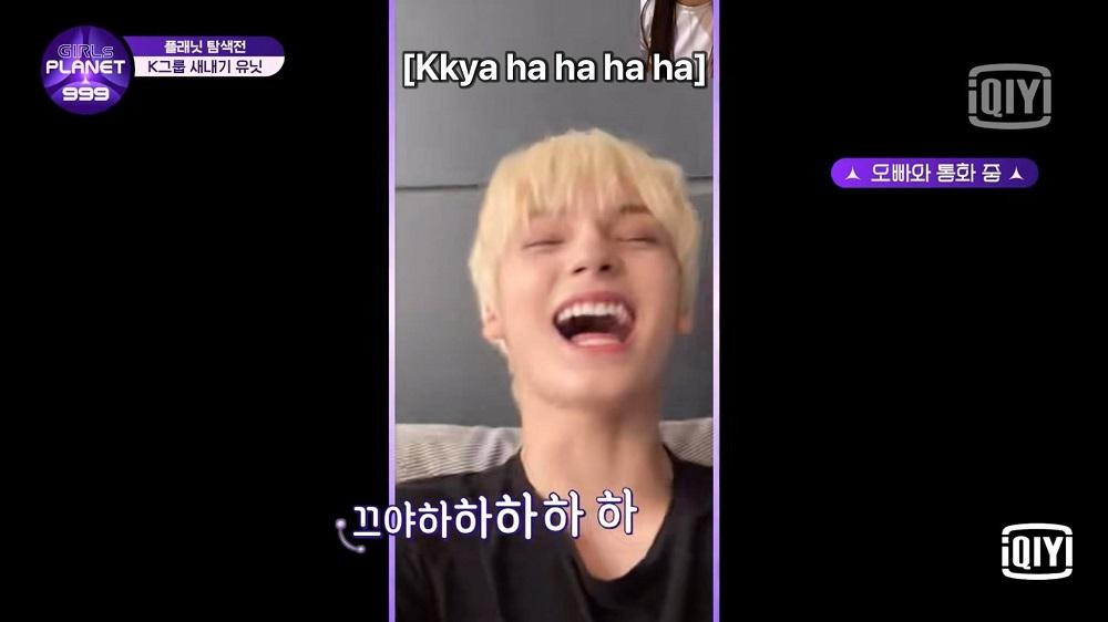 ông anh trai liền cười hahaha HAHAHA...