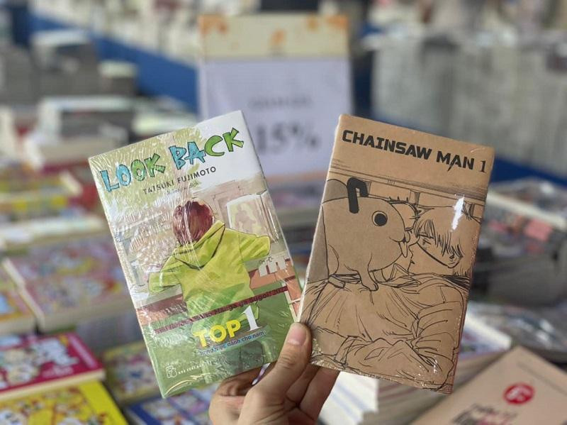 Có cả quầy truyện tranh hấp dẫn. (Ảnh: NXB Trẻ)