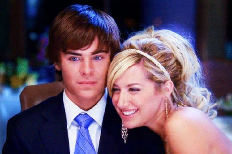 Trong phim, Sharpay Evans (Ashley Tisdale) để mắt đến Troy Bolton (Zac Efron).