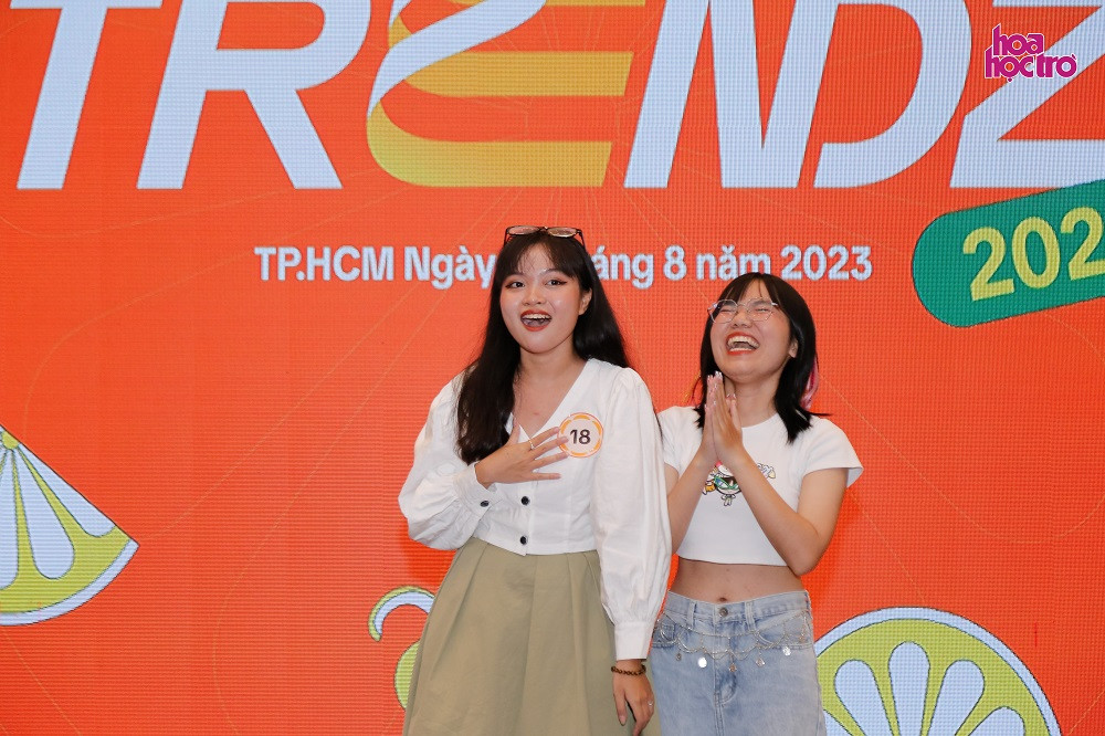 Giây phút vỡ òa khi đọc tên Quán quân. Giây phút vỡ òa khi đọc tên Quán quân.