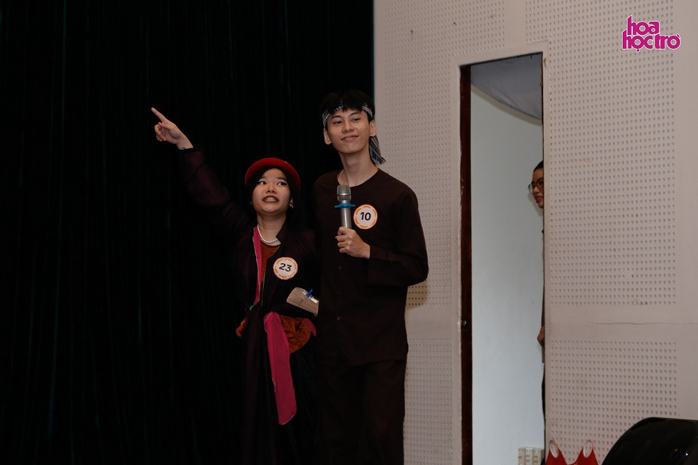 Làm mới tác phẩm Vợ Nhặt. Làm mới tác phẩm Vợ Nhặt.