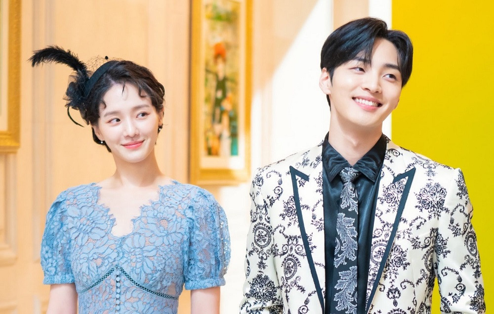 Đẹp đôi cùng Kim Min Jae trong Dali and Cocky Prince. Đẹp đôi cùng Kim Min Jae trong Dali and Cocky Prince.