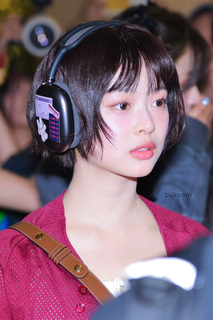 Ảnh: Twitter @bukeom Ảnh: Twitter @bukeom