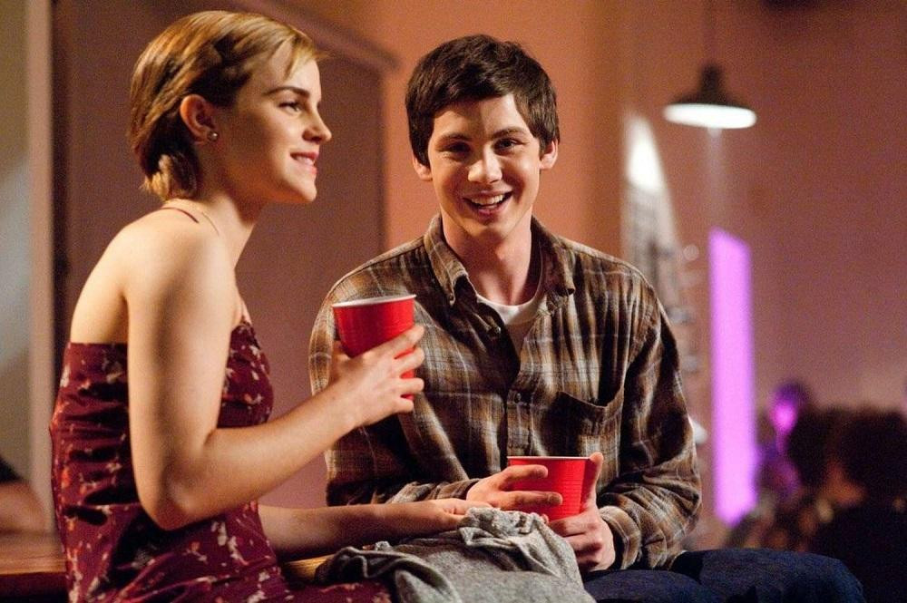 Cùng Emma Watson trong The Perks of Being a Wallflower. Cùng Emma Watson trong The Perks of Being a Wallflower.