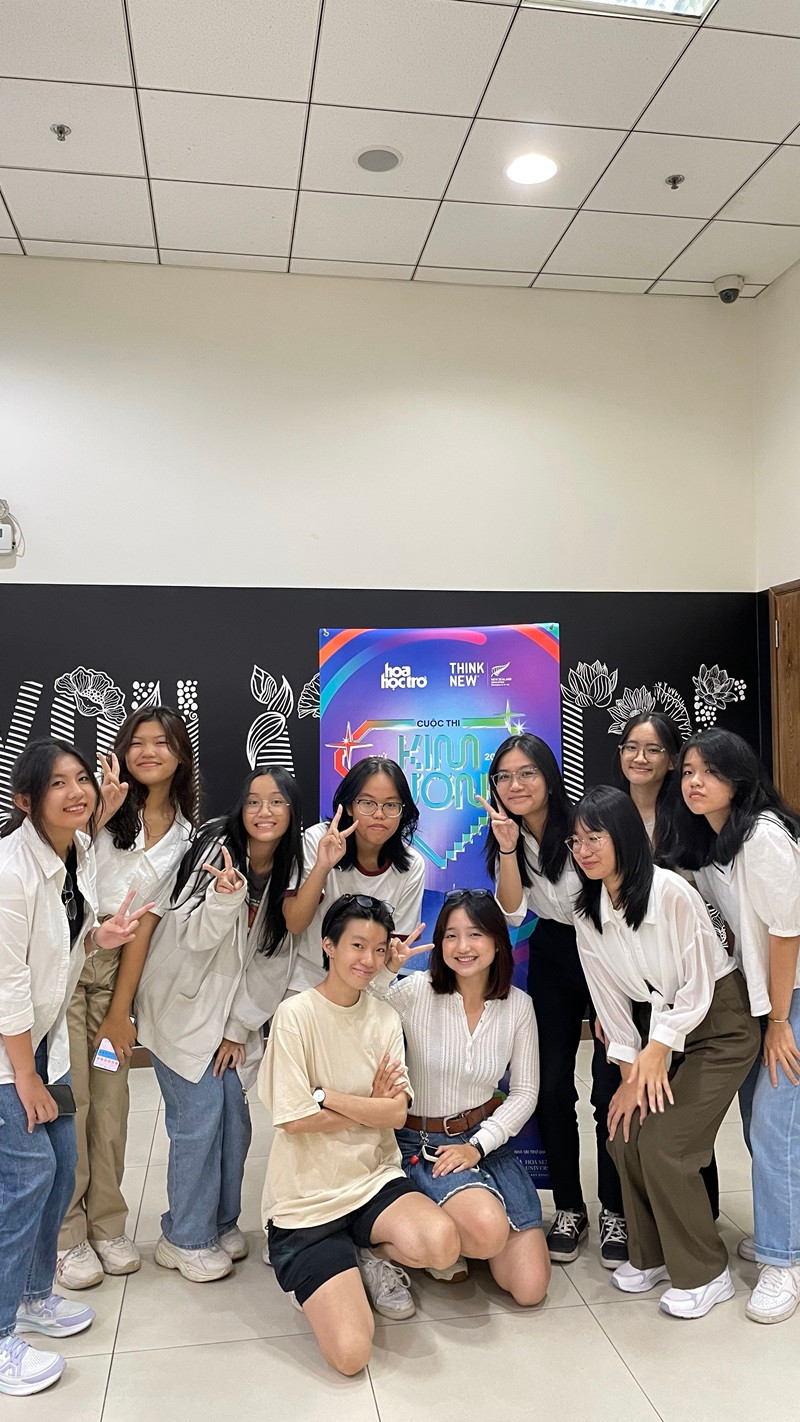 Cùng team Báo Thủ và Diamond Rush tại Thử Thách Kim Cương.