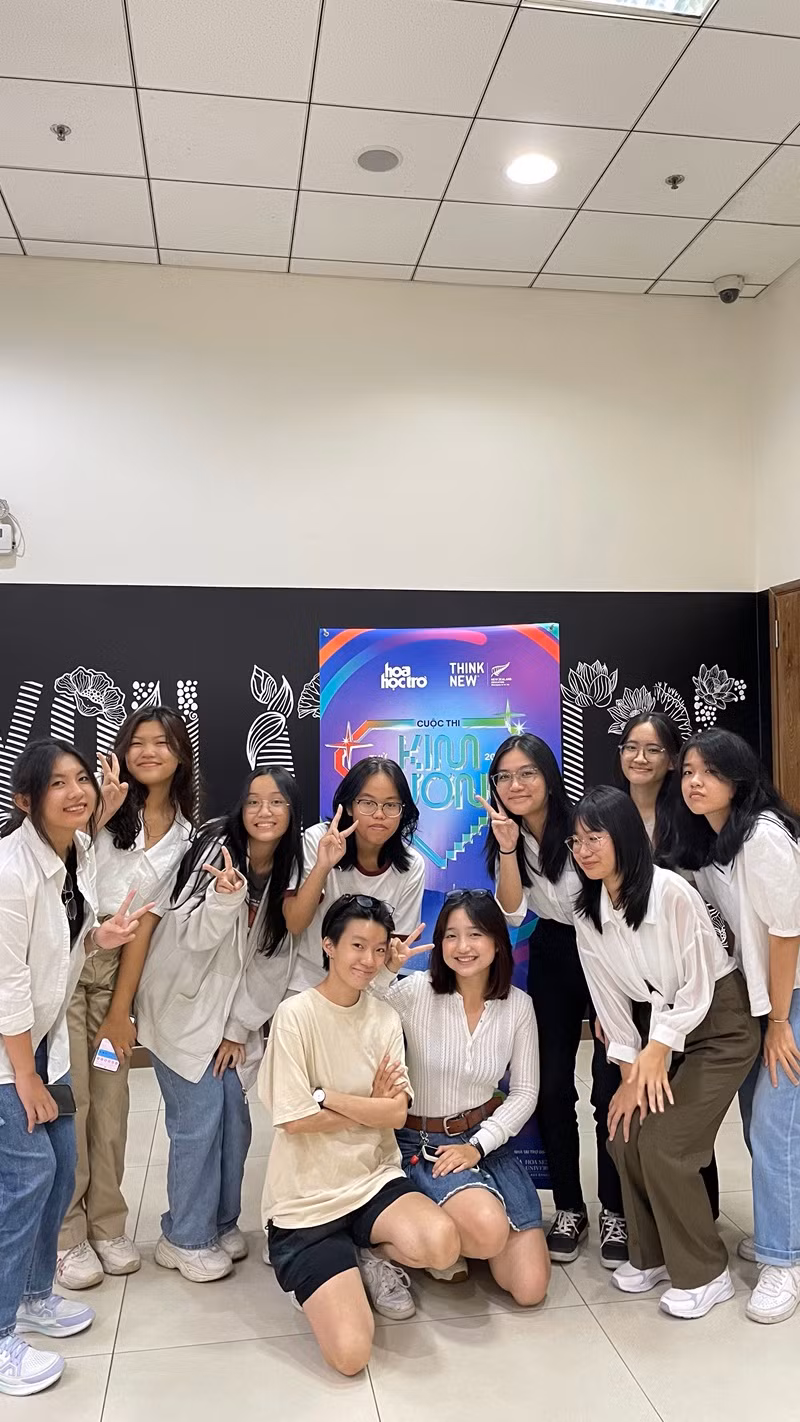 Cùng team Báo Thủ và Diamond Rush tại Thử Thách Kim Cương.