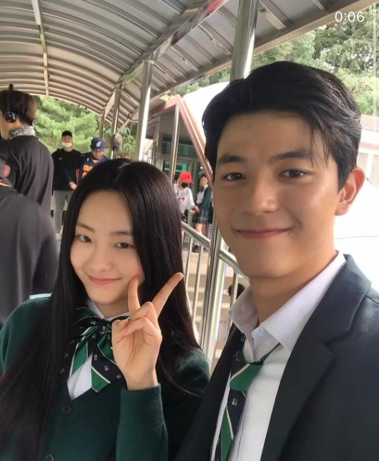 Cho Yi Hyun và Park Solomon. Cho Yi Hyun và Park Solomon.