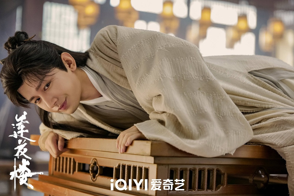 Lý Liên Hoa được xưng tụng là thần y có khả năng làm người chết sống lại. Lý Liên Hoa được xưng tụng là thần y có khả năng làm người chết sống lại.