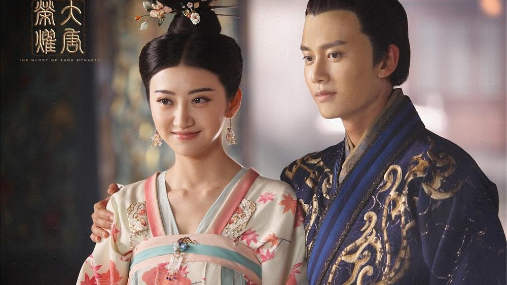 Cùng Nhậm Gia Luân đã tạo nên một cặp đôi đẹp trên màn ảnh.