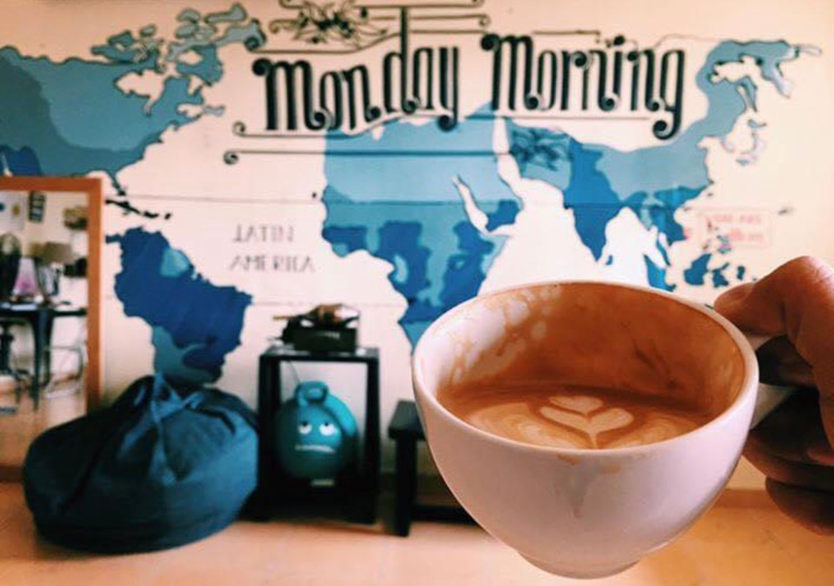 Những decor đầu tiên.