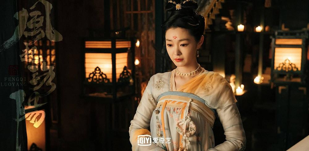 Tống Dật vai Liễu Nhiên. Tống Dật vai Liễu Nhiên.