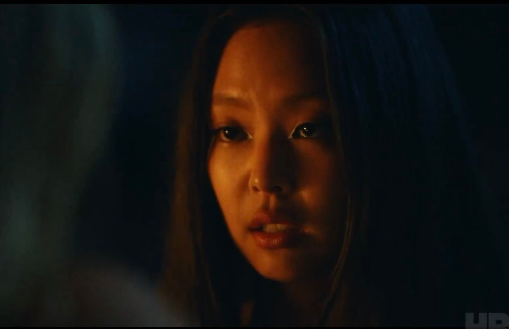 Jennie (BLACKPINK) trong The Idol. Jennie (BLACKPINK) trong The Idol.