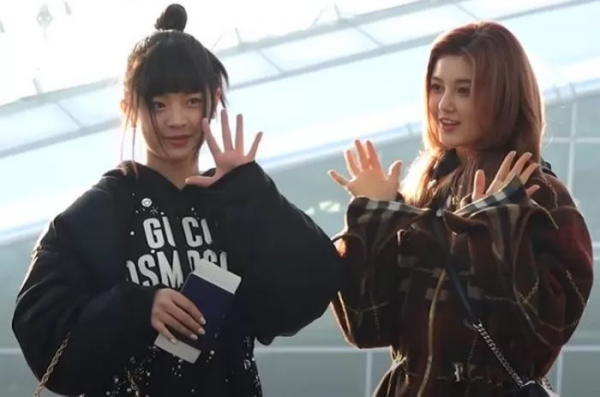 Thậm chí trông còn trong trẻo, tươi sáng hơn. Thậm chí trông còn trong trẻo, tươi sáng hơn.