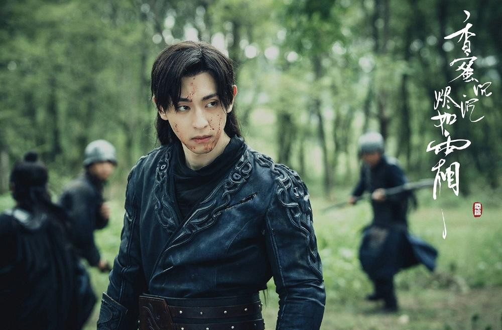 Đặng Luân trong Hương Mật Tựa Khói Sương. Đặng Luân trong Hương Mật Tựa Khói Sương.