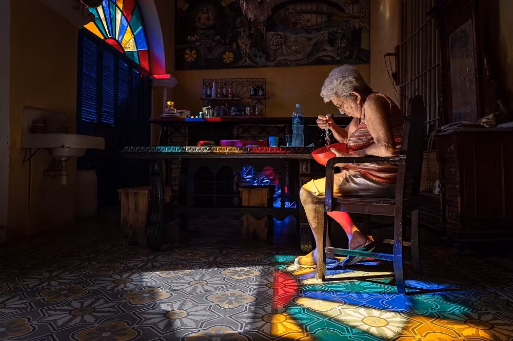 Một ảnh trong triển lãm Surreal Cuba. (Ảnh: Leica Việt Nam)