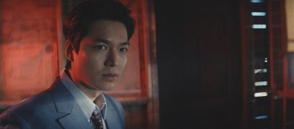 Lee Min Ho trong Pachinko. Lee Min Ho trong Pachinko.