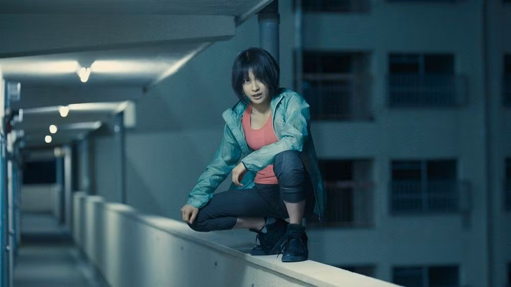 Cô nàng leo trèo Usagi của Alice in Borderland.
