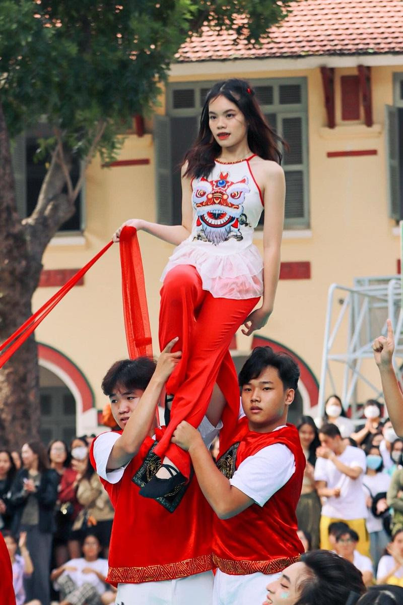 Ảnh: Marie Curie hôm nay.