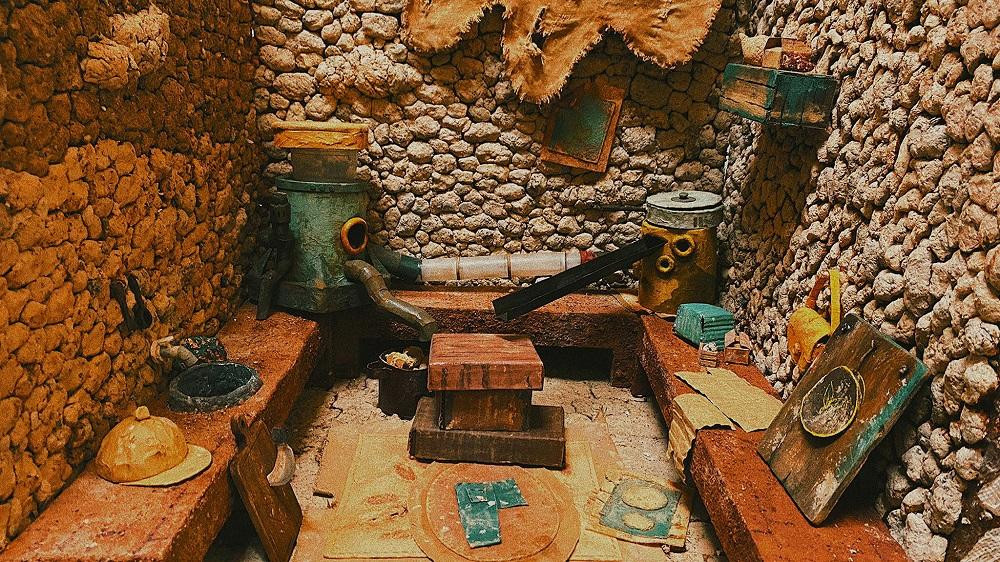 Sở Thú Studio đã mất 3 tháng đi nhặt rác để tái chế làm bối cảnh phim. Sở Thú Studio đã mất 3 tháng đi nhặt rác để tái chế làm bối cảnh phim.