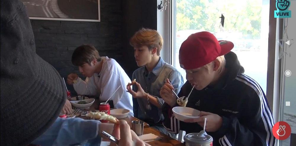 Ăn pizza bằng đũa thì có làm sao. Ăn pizza bằng đũa thì có làm sao.