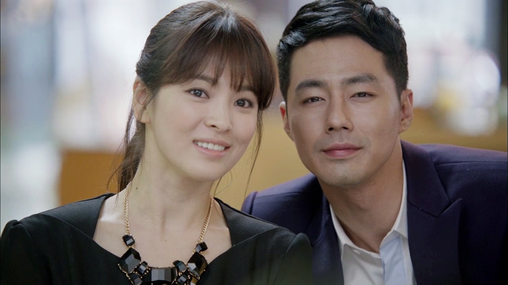 Song Hye Kyo và Jo In Sung trong That Winter The Wind Blows. Song Hye Kyo và Jo In Sung trong That Winter The Wind Blows.