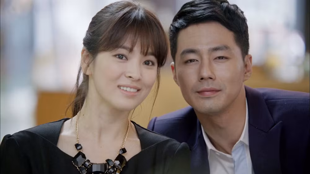 Song Hye Kyo và Jo In Sung trong That Winter The Wind Blows.