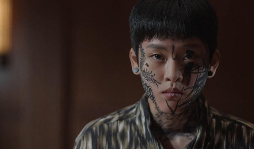 Lee Yeon đóng vai một cậu con trai 14 tuổi trong Tòa Án Vị Thành Niên. Lee Yeon đóng vai một cậu con trai 14 tuổi trong Tòa Án Vị Thành Niên.