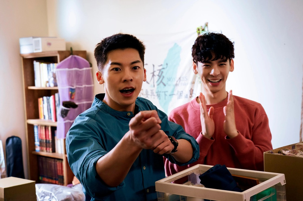 Hứa Quang Hán và Lâm Bách Hoành trong bản gốc.