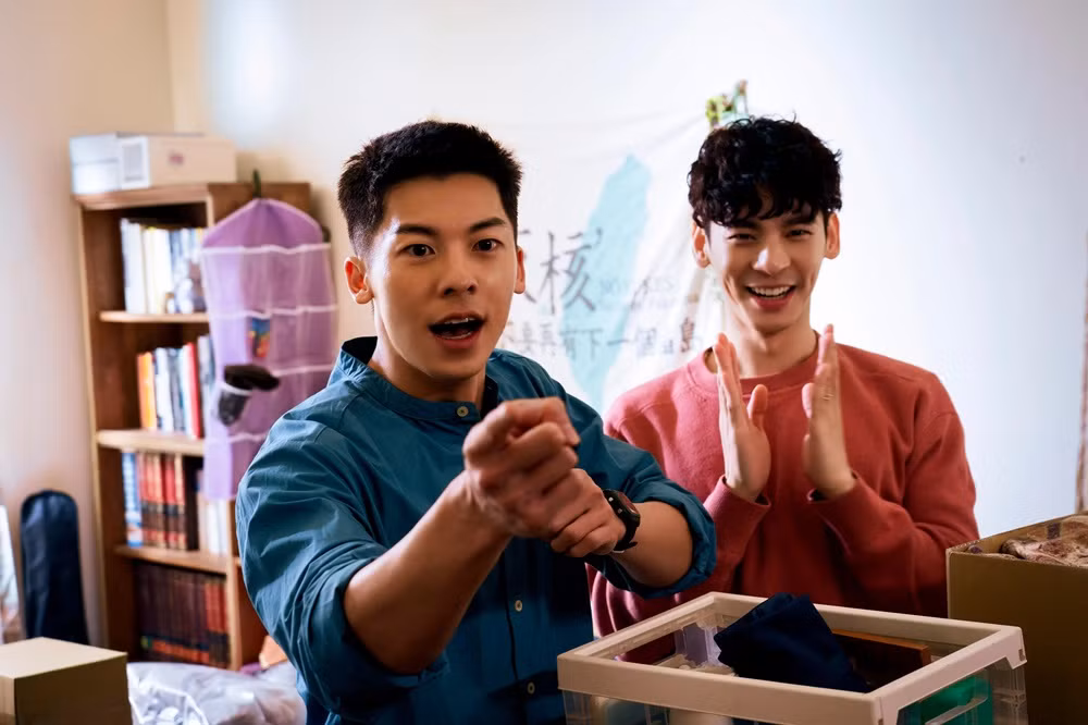 Hứa Quang Hán và Lâm Bách Hoành trong bản gốc.