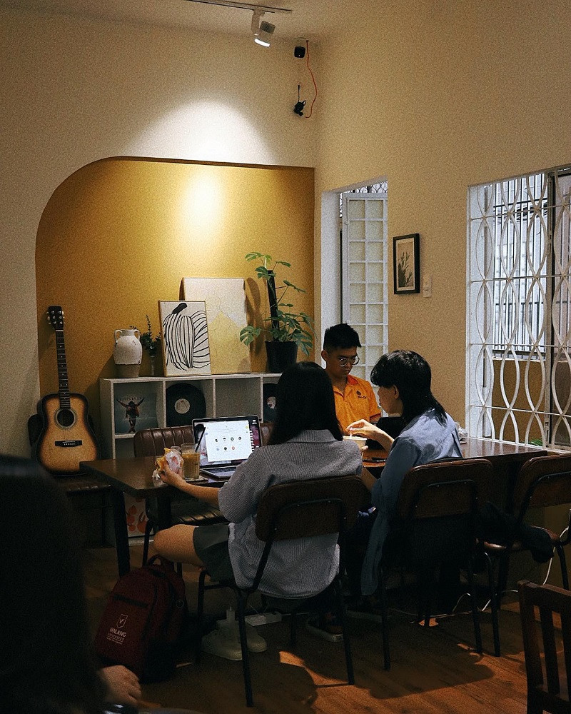 Ảnh: Một Chiếc Cà Phê. Ảnh: Một Chiếc Cà Phê.