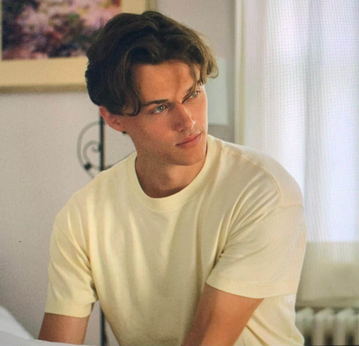 Conrad của Mùa Hè Thiên Đường. Conrad của Mùa Hè Thiên Đường.