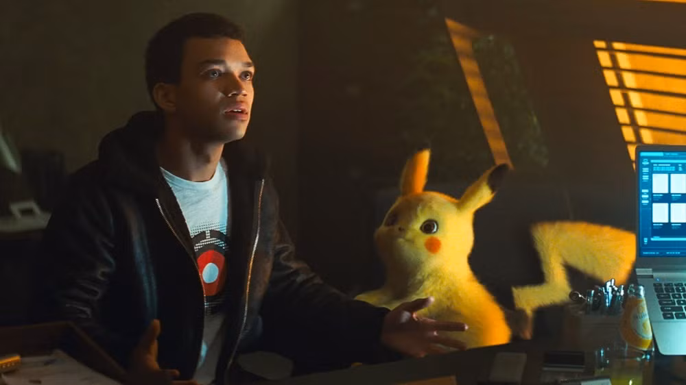 Justice Smith trong Pokémon Detective Pikachu. Justice Smith trong Pokémon Detective Pikachu.