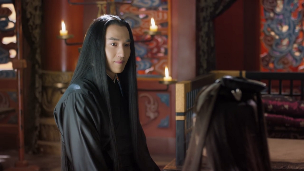 Nhưng mái tóc này, tạo hình này, thì vẫn không đẹp nha... Nhưng mái tóc này, tạo hình này, thì vẫn không đẹp nha...