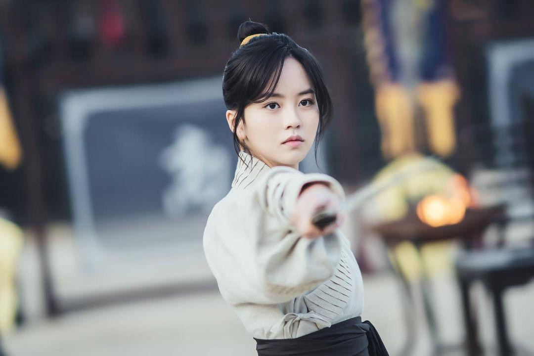 Kim So Hyun trong Sông Đón Trăng Lên.
