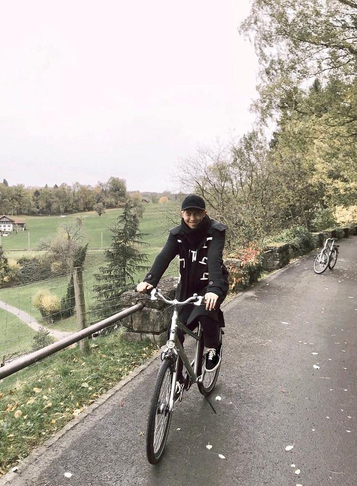 Sau này đạp xe đi chơi khỏi cần mượn xe công cộng nữa, có "xế chính chủ" rồi!