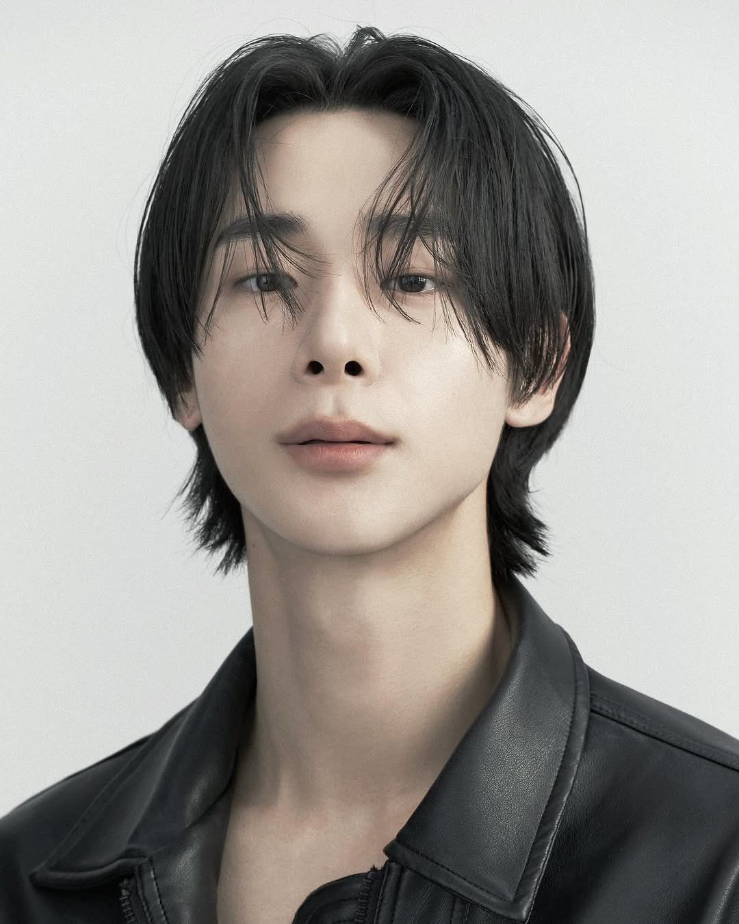 Em trai của Choo Young Woo.