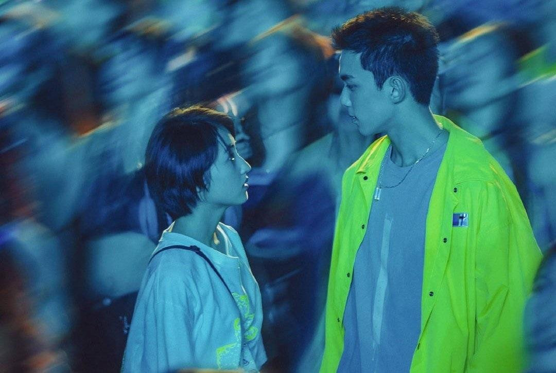 Mối tình đầu mong manh như cơn gió. (Minh họa: Phim Mùa Hè Chưa Tới) Mối tình đầu mong manh như cơn gió. (Minh họa: Phim Mùa Hè Chưa Tới)