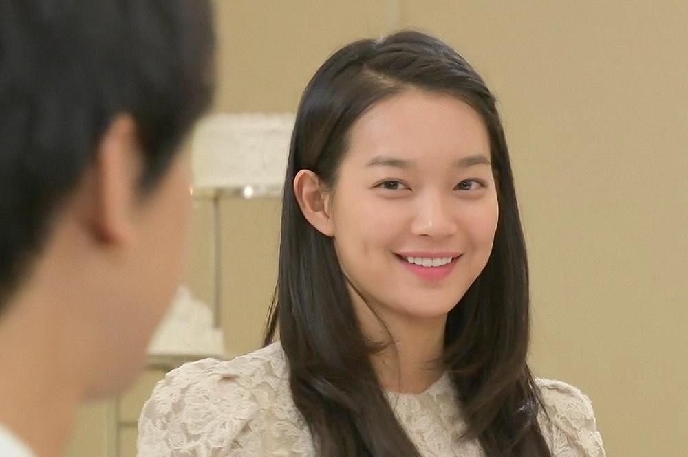 Gumiho nào xảo quyệt mưu mô chứ Miho này ngây thơ, trong sáng, rất dễ tin người. Gumiho nào xảo quyệt mưu mô chứ Miho này ngây thơ, trong sáng, rất dễ tin người.