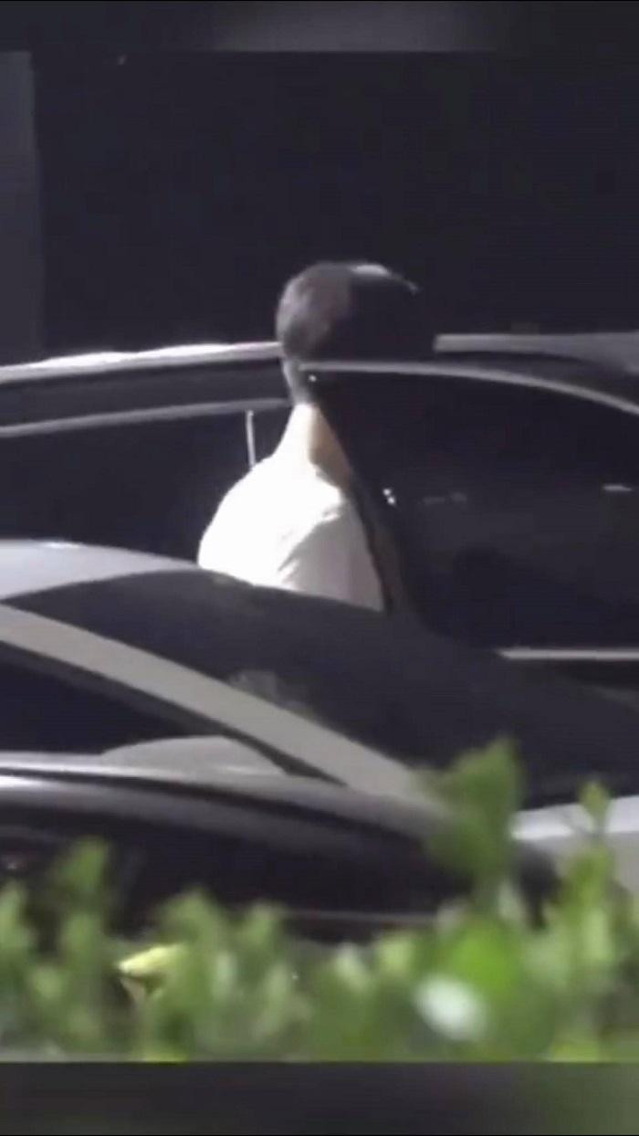 Sau 2 tiếng đồng hồ cuối cùng cũng tìm được xe. Sau 2 tiếng đồng hồ cuối cùng cũng tìm được xe.