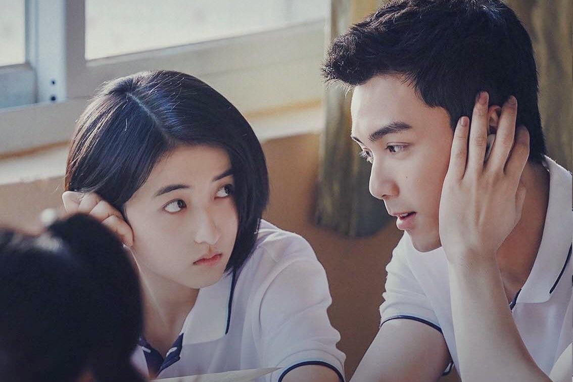 Lời hứa hẹn của tuổi mười mấy chẳng hề nông cạn qua quýt, chỉ là chúng ta không đủ sức thực hiện mà thôi. (Minh họa: Phim Mùa Hè Chưa Tới) Lời hứa hẹn của tuổi mười mấy chẳng hề nông cạn qua quýt, chỉ là chúng ta không đủ sức thực hiện mà thôi. (Minh họa: Phim Mùa Hè Chưa Tới)