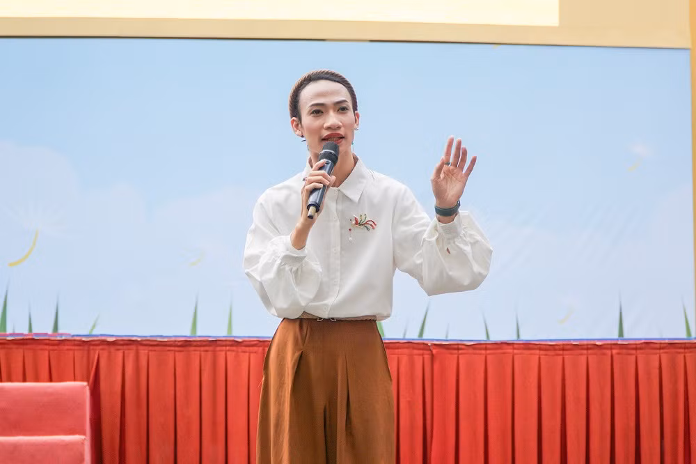 Nghệ sĩ Hạ Nắng. (Ảnh: Khánh Ngọc)