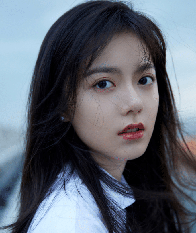 Vẻ đẹp thuần khiết của Triệu Kim Mạch. Vẻ đẹp thuần khiết của Triệu Kim Mạch.