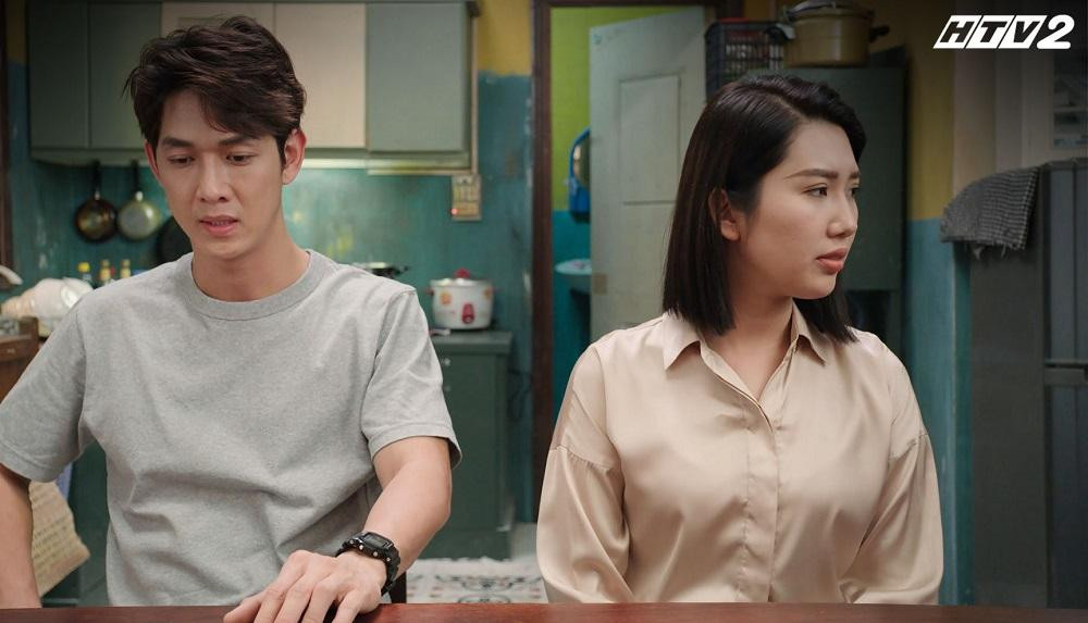 Châu ít khi chia sẻ những tâm sự trong lòng ngay cả với anh em trong nhà.