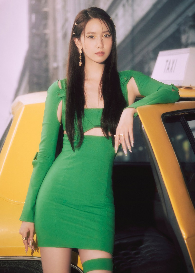 Comeback cùng SNSD với FOREVER 1. Comeback cùng SNSD với FOREVER 1.