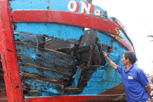 Lạnh người hình ảnh tàu cá nát bươm vì bị đâm chìm ảnh 10