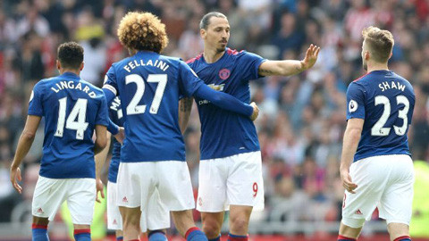 Ibrahimovic, người thích 'làm tất ăn cả' ở M.U ảnh 1