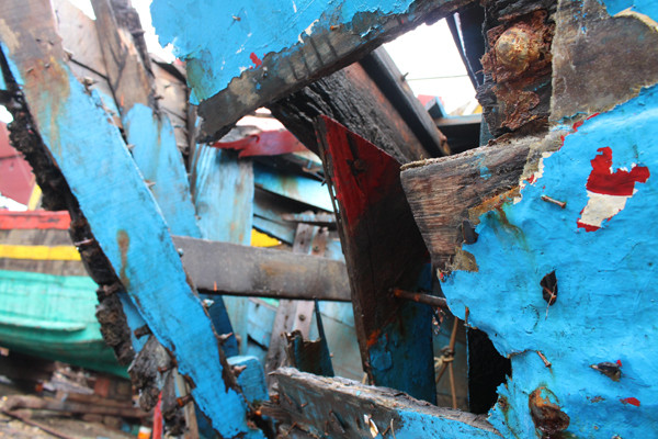 Lạnh người hình ảnh tàu cá nát bươm vì bị đâm chìm ảnh 5