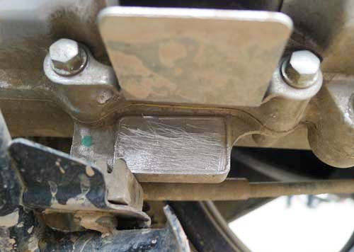 Chiếc xe biển số giả đã bị xóa sạch số khung, số máy. Chiếc xe biển số giả đã bị xóa sạch số khung, số máy