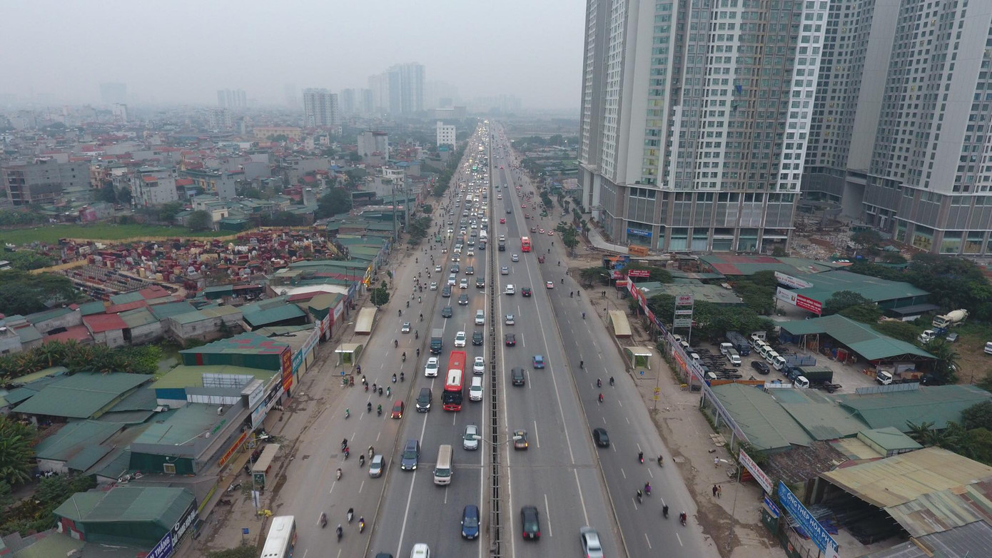 Giao thông Hà Nội 'tăng nhiệt' chiều ngày nghỉ lễ cuối cùng ảnh 13